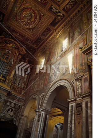 Interior of the The Loggia delle Benedizioni Interior of the The Loggia delle Benedizioni 14884920