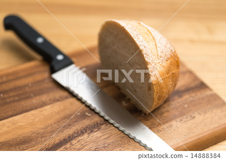 Delicious bread 14888384