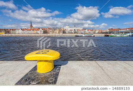 City by the river. 14889133