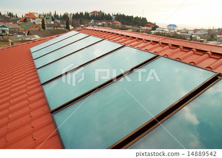 Solar water heating system. Solar water heating system. 14889542