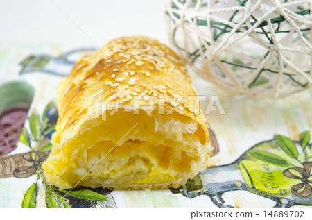 Slice of  pie on a tray 14889702