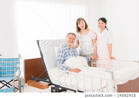 Senior couple caregiver image 14892918