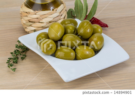 Green olives Green olives 14894901
