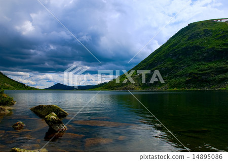 Mountain lake 14895086