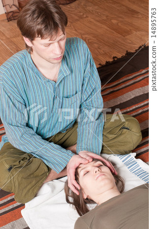 Couple doing yoga. Massage 14895763