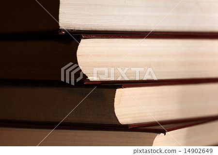 stack of books 14902649