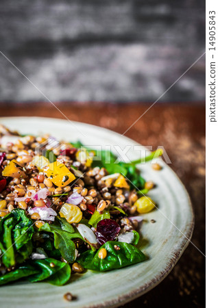 Healthy salad with spinach,quinoa and roasted vegetables Healthy salad with spinach,quinoa and roasted vegetables 14905843