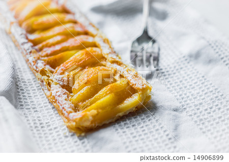 Apple tart on white background Apple tart on white background 14906899