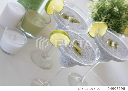 Chia pudding 14907696