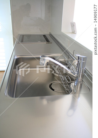 Kitchen sink and IH stove 14909177