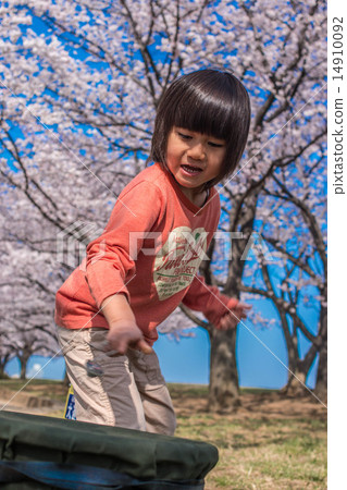 Bagoma與Spring比賽 Bagoma與Spring比賽 14910092