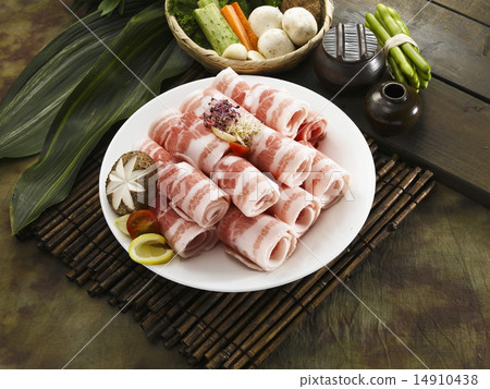 Korean Style Pork Barbecue  14910438