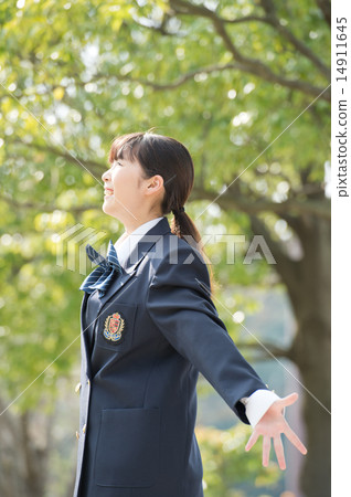 Fresh green and students 14911645