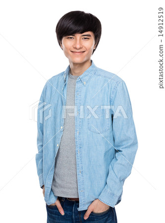 Young man portrait 14912519