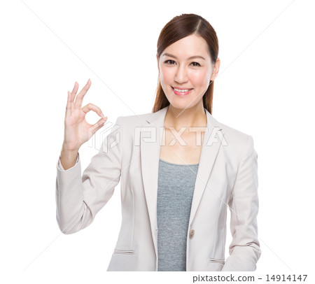 Businesswoman with ok sign 14914147