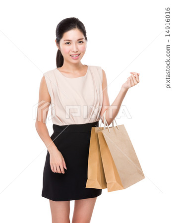Woman hold with shopping bag 14916016