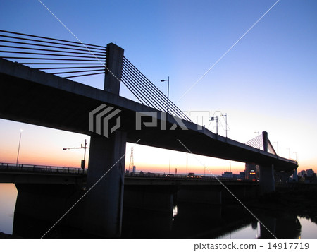 Shin名稱Nishi-bashi 14917719