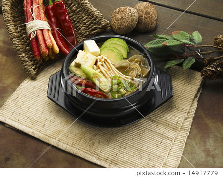 Korean Style Soybean Stew Korean Style Soybean Stew 14917779