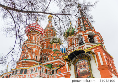 St. Basil Cathedral in Moscow, Russia St. Basil Cathedral in Moscow, Russia 14918400