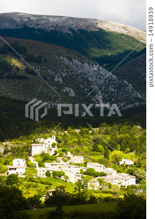 Saint-Jurs, Provence, France 14918939