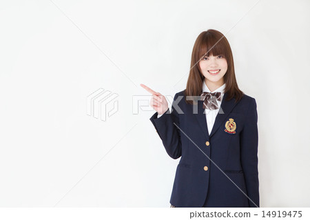高中女生推薦 高中女生推薦 14919475