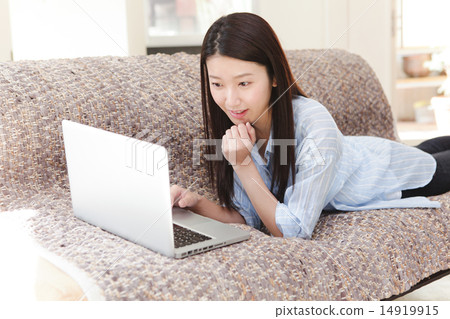 個人電腦女 個人電腦女 14919915