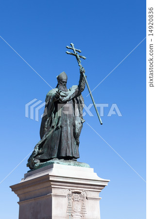 Statue of Charles Martial Lavigerie in Bayonne Statue of Charles Martial Lavigerie in Bayonne 14920836