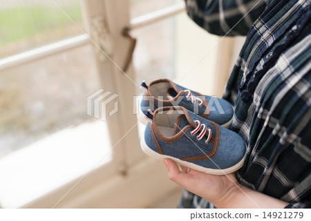 mother mother 14921279