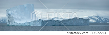 Antarctic ice island 14922761