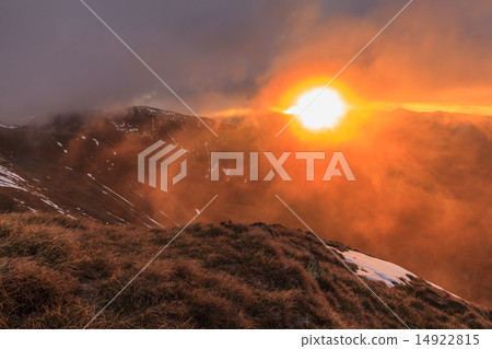 Sunrise in Fagaras Mountains Sunrise in Fagaras Mountains 14922815