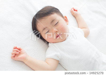 A child to take a nap A child to take a nap 14925270