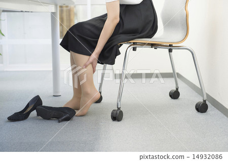Swelling of the leg 14932086