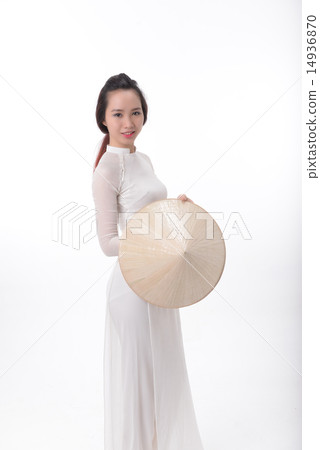 A young woman wearing Ao-zai 14936870