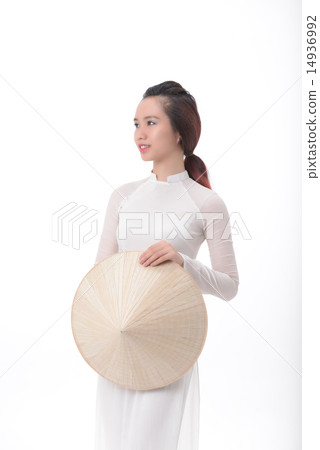 Vietnamese women in ao line 14936992