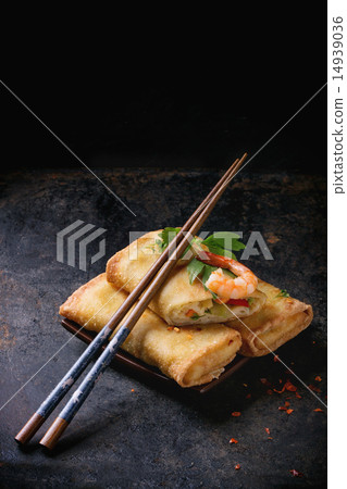 Spring rolls with vegetables and shrimps Spring rolls with vegetables and shrimps 14939036