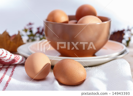 plates with eggs 14943393