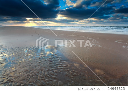sand beach on North sea 14945823