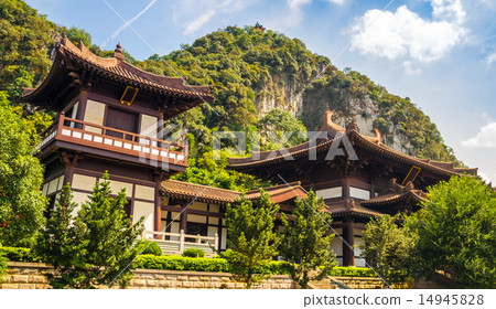 Chinese style building 14945828
