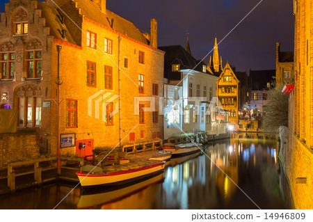 Picturesque night canal Dijver in Bruges Picturesque night canal Dijver in Bruges 14946809