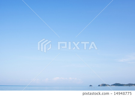 Okinawa's sea · Quiet and pale sea 14948775