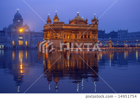 Golden Temple of Amritsar - Pubjab - India Golden Temple of Amritsar - Pubjab - India 14951754