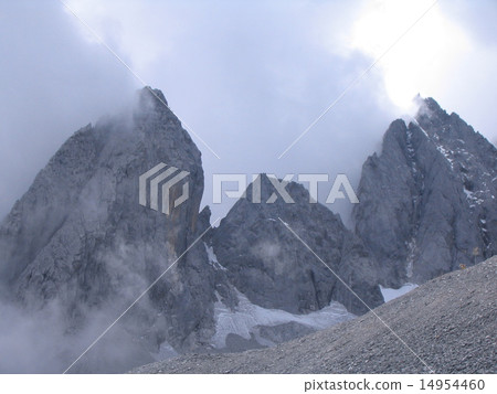 Tamlong雪山 Tamlong雪山 14954460