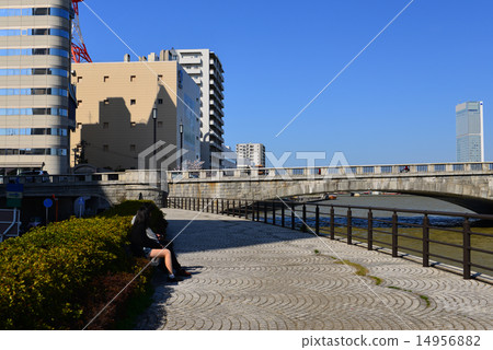 Tanbashi and Yasuragi embankment 14956882
