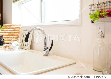 明亮的廚房 14959970