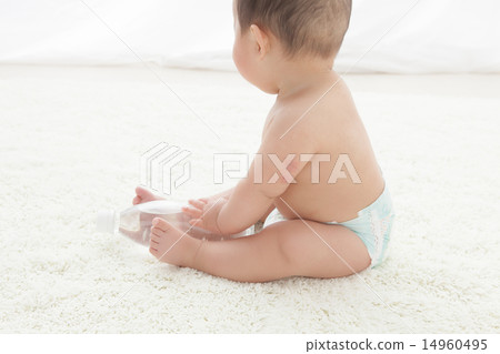 幼兒 坐 坐著 14960495
