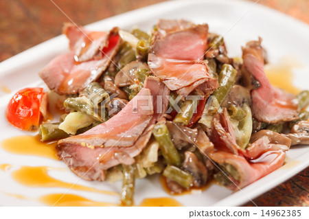 beef with vegetables beef with vegetables 14962385