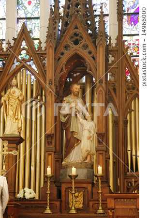 Chapel Chapel 14966000