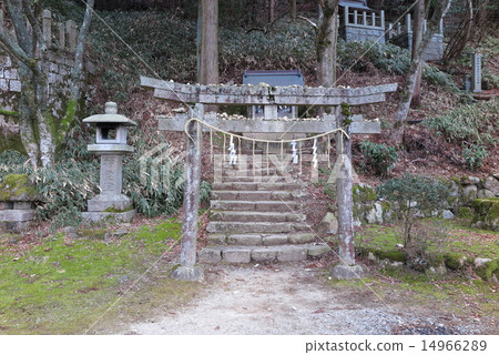 在有馬稻荷神社結束時的Awashima神社 在有馬稻荷神社結束時的Awashima神社 14966289