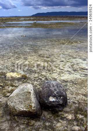 madagascar and rock madagascar and rock 14969924