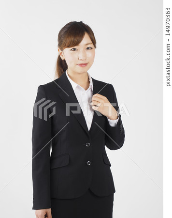 一個穿西裝的女人 14970363